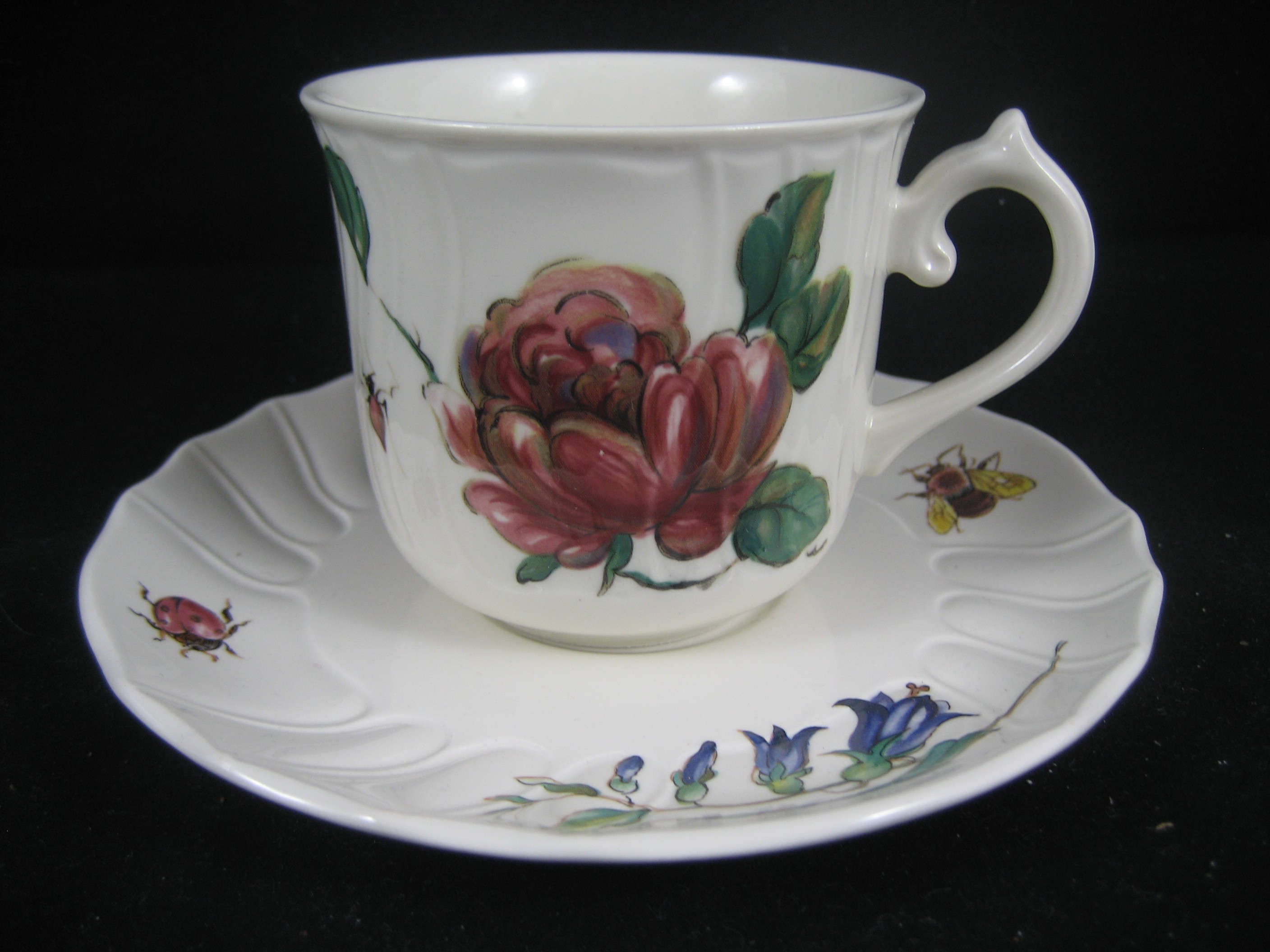 Kaffeetasse mit Unterteller Bouquet