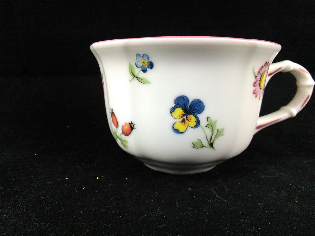 Teetasse Petite Fleur mit Cut