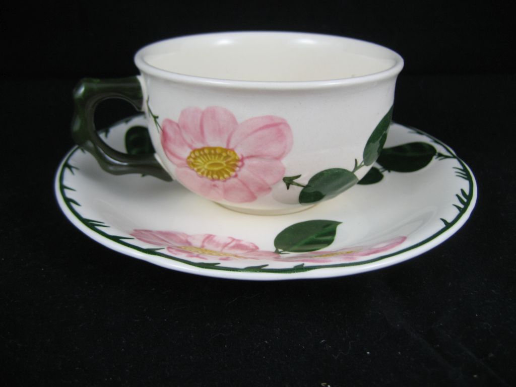 Teetasse mit Unterteller d: 16 cm  Wildrose